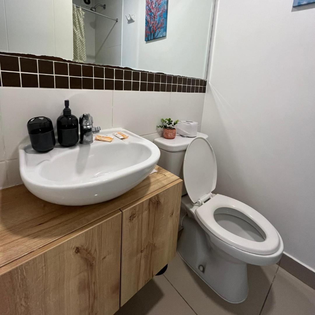 Pacific - Espacioso Y Acogedor Apartamento